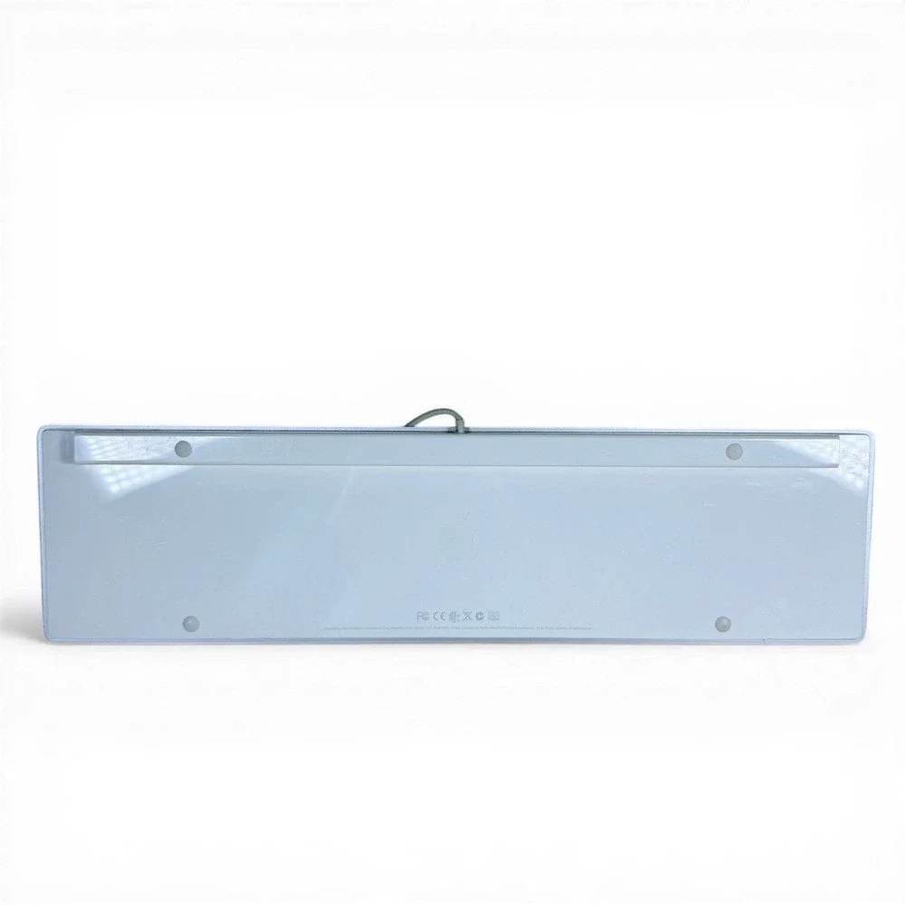 Apple Wired Keyboard with Numeric Keypad A1243 Silver White Aluminum MB110LL/B‎